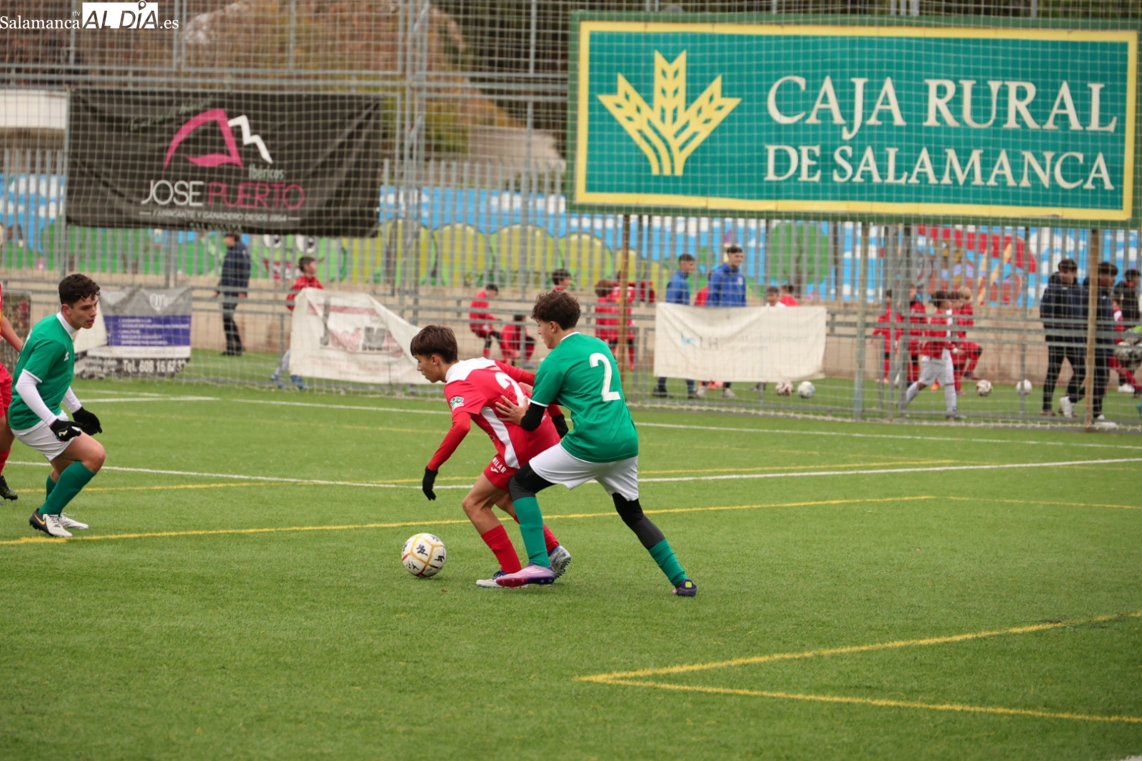 ¡Hasta siete líos y peleas multitudinarias en el fútbol base de Salamanca este fin de semana!