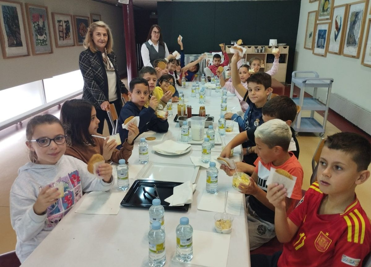 Escolares de Santa Marta aprenden a preparar desayunos saludables