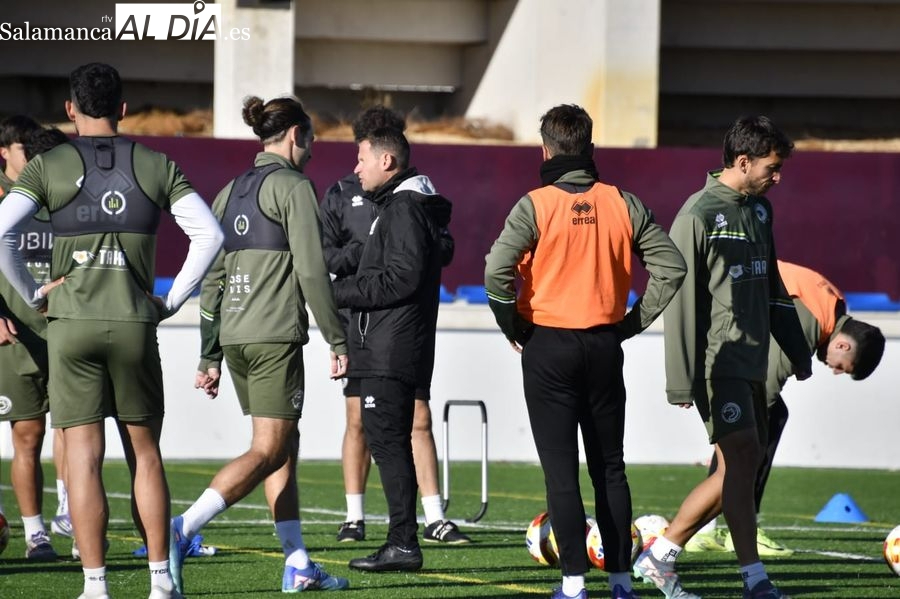 Mario Simón espera un ambientazo en el Reina Sofía por el Unionistas - Castilla: Va a haber un lleno o un casi lleno