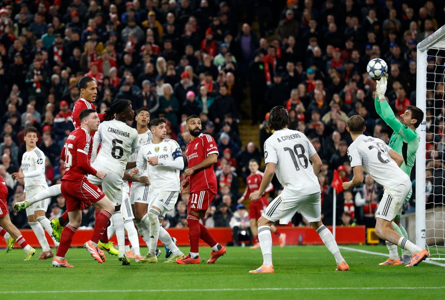 El Real Madrid no puede con Anfield (1-0)