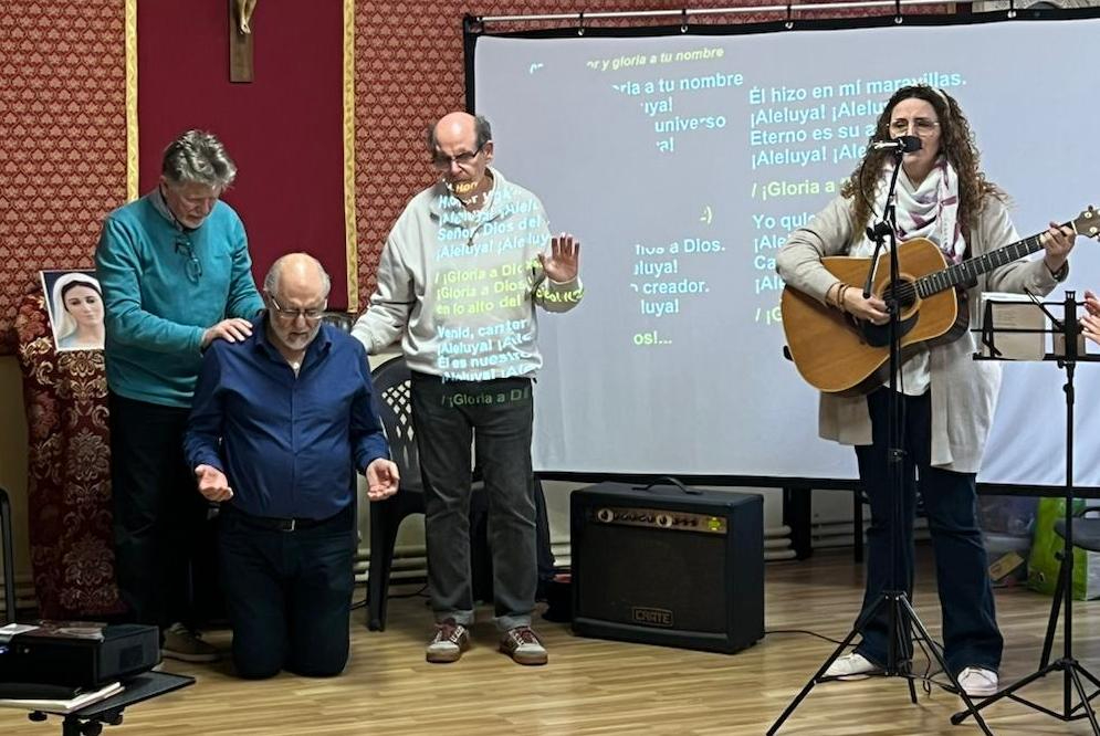 Una treintena de personas participa en San Andrés en un seminario de ‘Vida en el Espíritu’