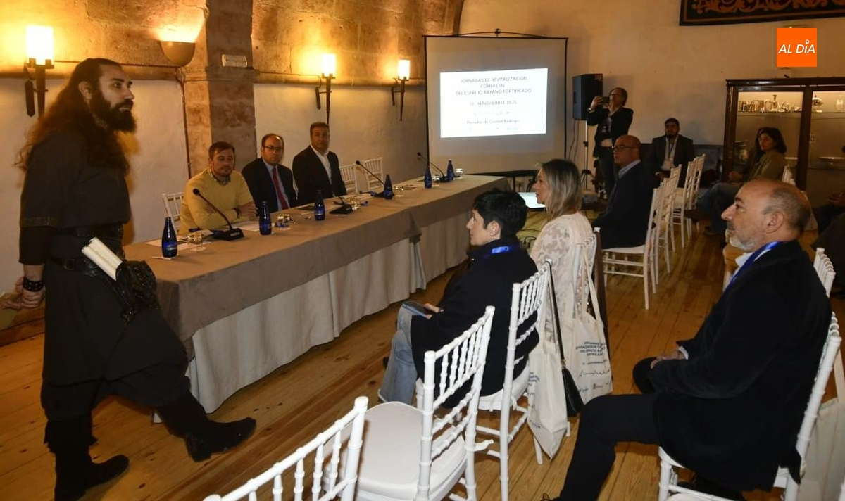 Arrancan las Jornadas de Comercio Rayano incidiendo en la necesidad de trabajar juntos