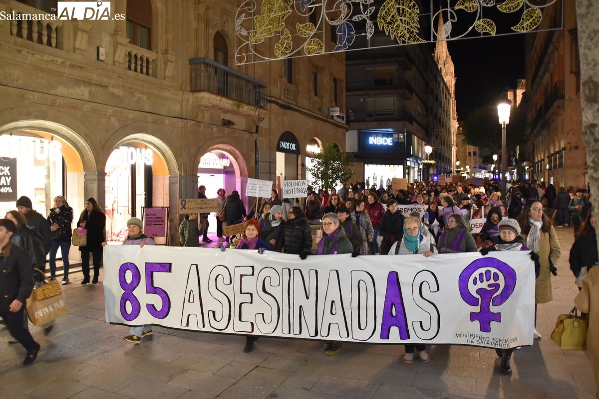 VÍDEO Y FOTOS | Salamanca se tiñe de morado en un clamor masivo contra la impunidad de la violencia machista