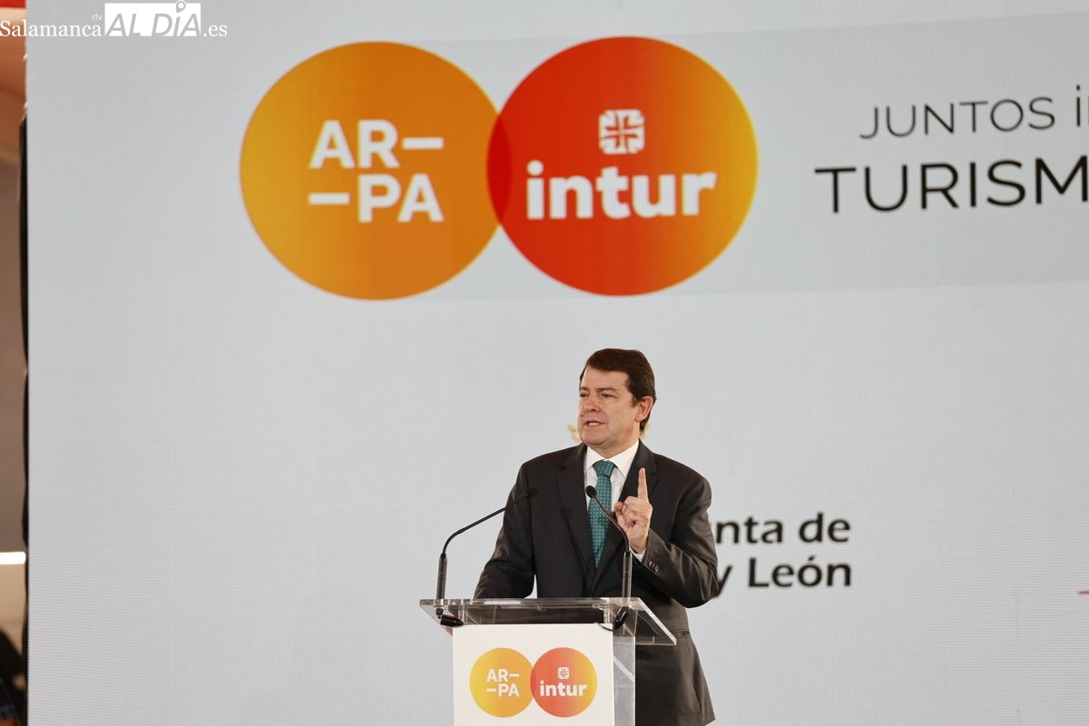 Mañueco anuncia diez nuevas Fiestas de Interés Regional y celebra el récord turístico de CyL