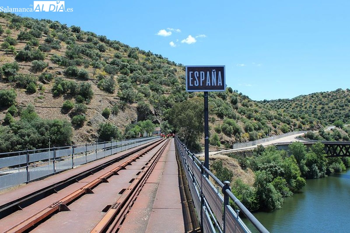 La reapertura del tren hasta Barca d´Alva se cuela en el Presupuesto de Estado portugués para 2026