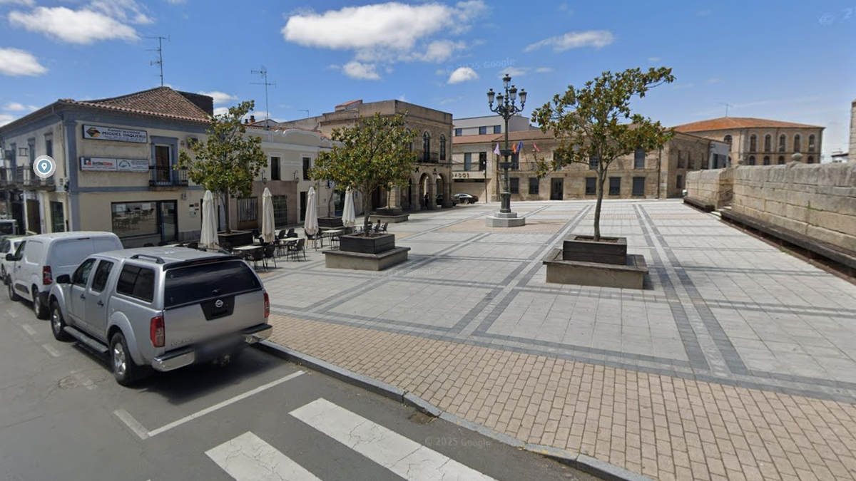 La Guardia Civil investiga varios robos perpetrados esta madrugada en varias oficinas de Vitigudino