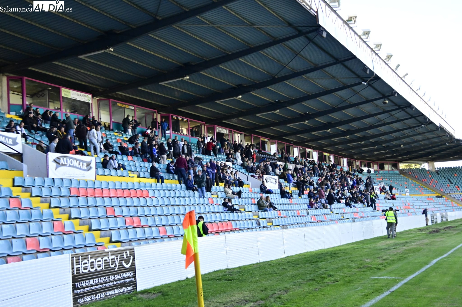 Rafa Dueñas mostró su deseo de que el Helmántico acoja un partido internacional de la selección el día del España - Bulgaria en Zorrilla
