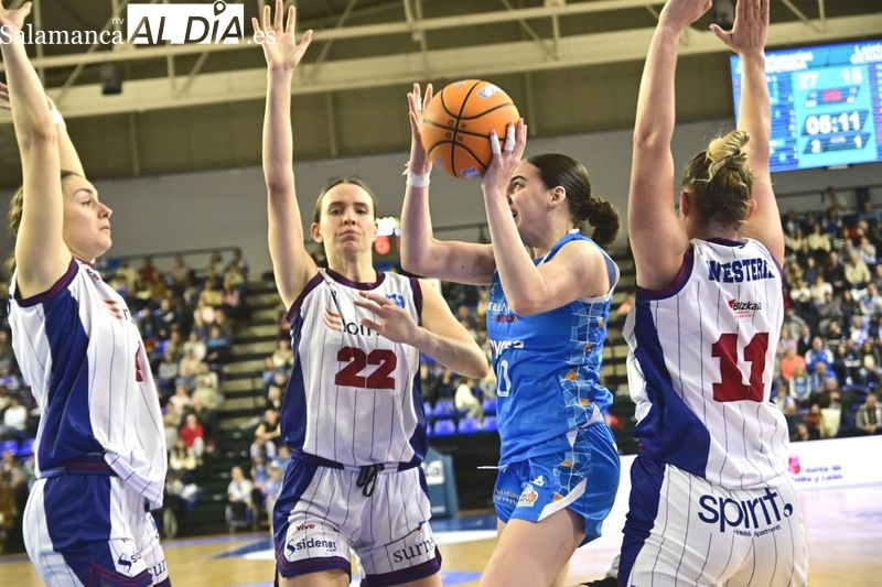 FOTOS | El Perfumerías Avenida no sufre a la vuelta del parón y se divierte ante el Gernika (85-60)