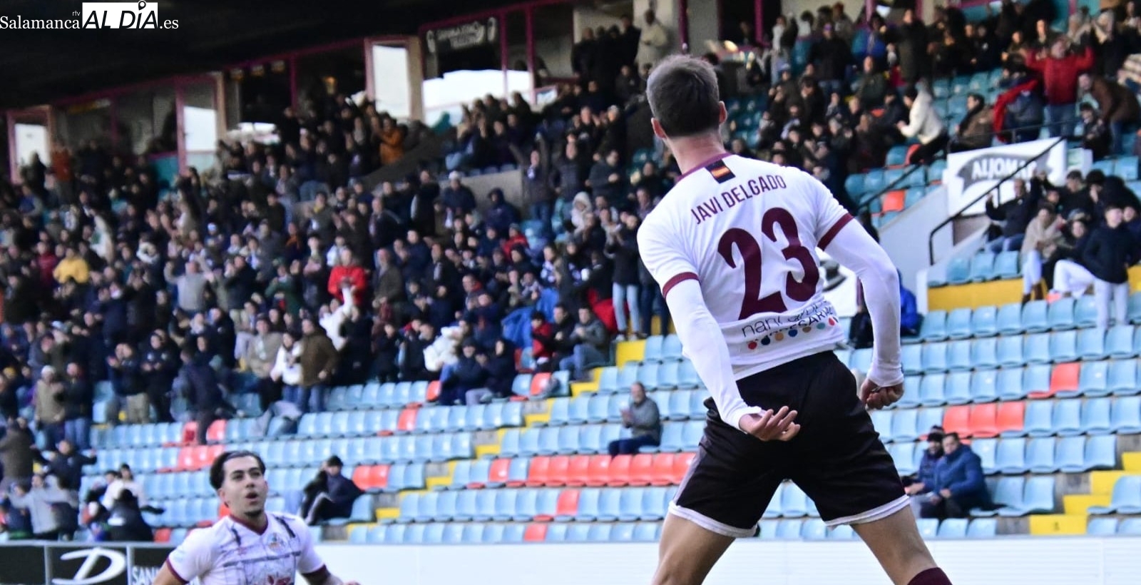 FOTOS | La vida es más fácil con Javi Delgado para un Salamanca UDS que asalta el playoff (3-1)