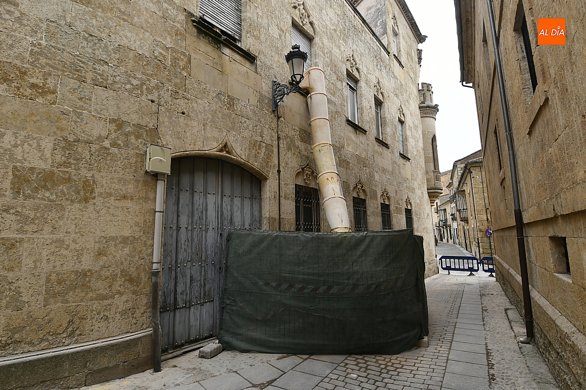 Cortada al tráfico rodado la calle San Vicente por las obras del Palacio de Cartago
