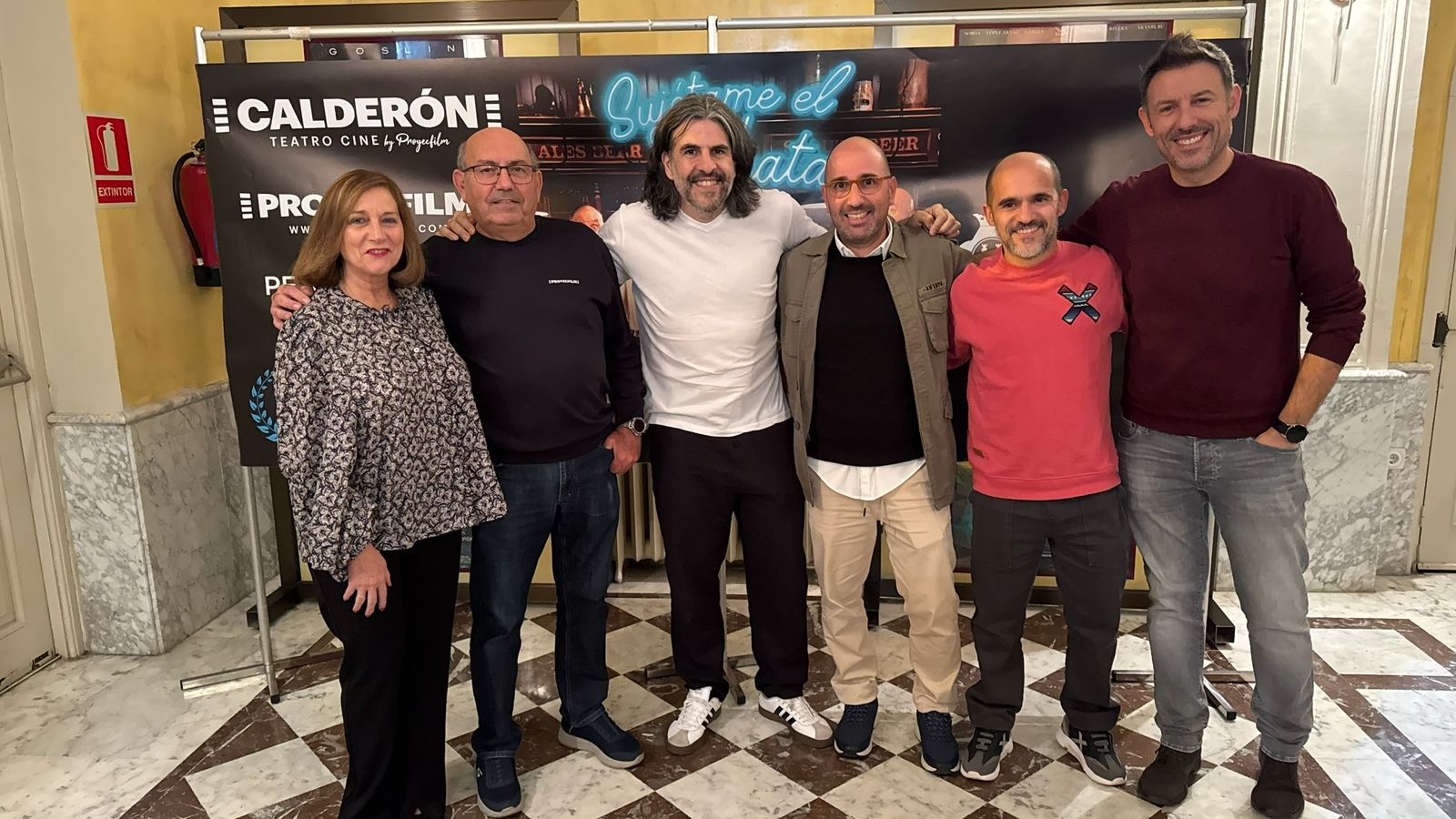 JJ Vaquero convierte el Calderón en su bar: ‘Sujétame el Cubata’ arrasa de risas y público