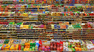 La ingesta de alimentos ultraprocesados se triplica según un estudio el que ha participado por la USAL