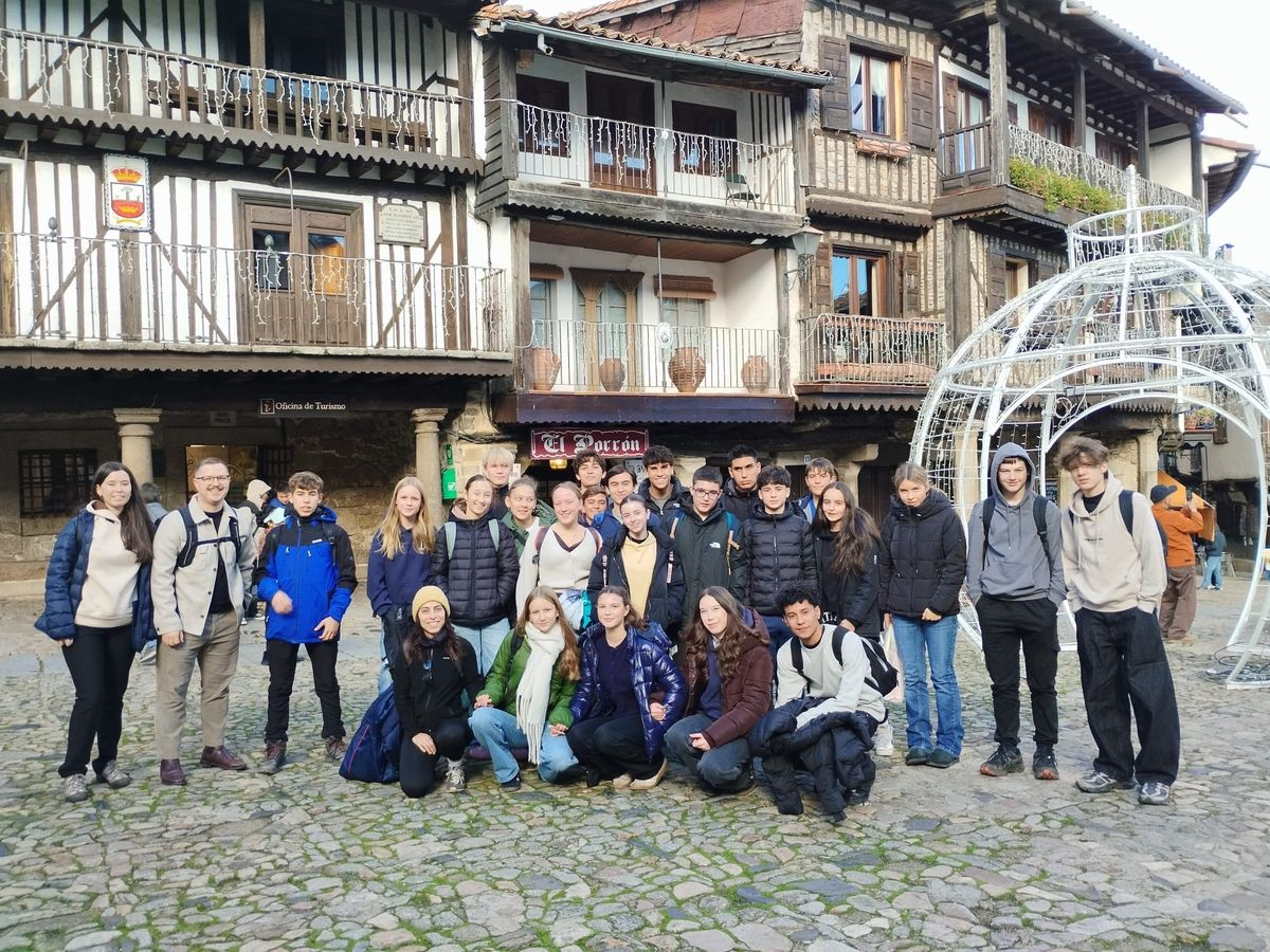 FOTOS | Alumnos de Dresde exploran el patrimonio y la cultura local con el Colegio Santísima Trinidad