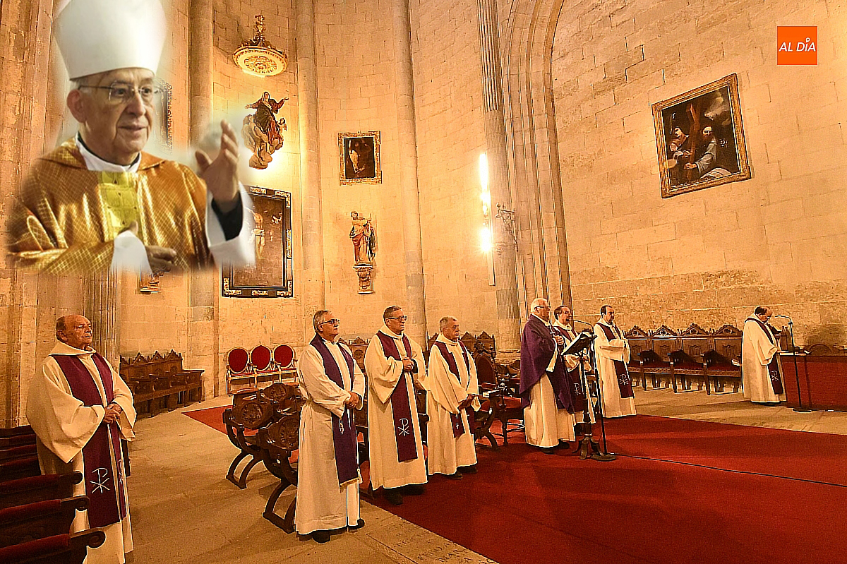 Recuerdo para Mons. Francisco Gil Hellín en la eucaristía matinal de la Catedral de Ciudad Rodrigo