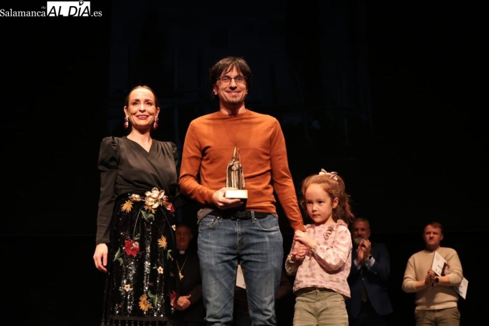 FOTOS | Una imagen de la procesión de la Hermandad Universitaria anunciará la Semana Santa de Salamanca 2026