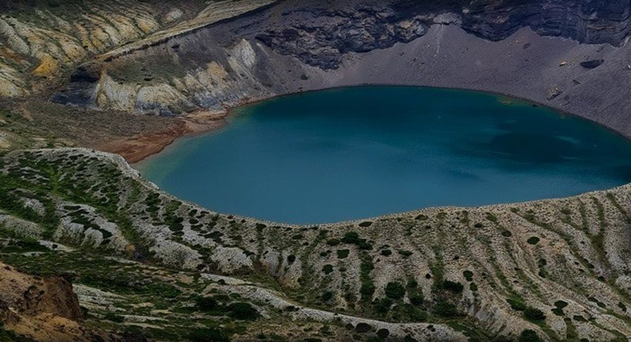 Un profesor de la USAL desvela el Japón de los volcanes y la tradición en Trotaviernes