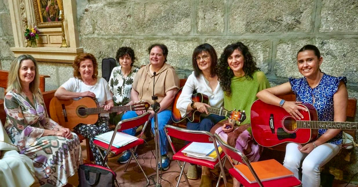 El coro parroquial ‘A Voces’ ofrecerá un navideño concierto solidario en la iglesia parroquial