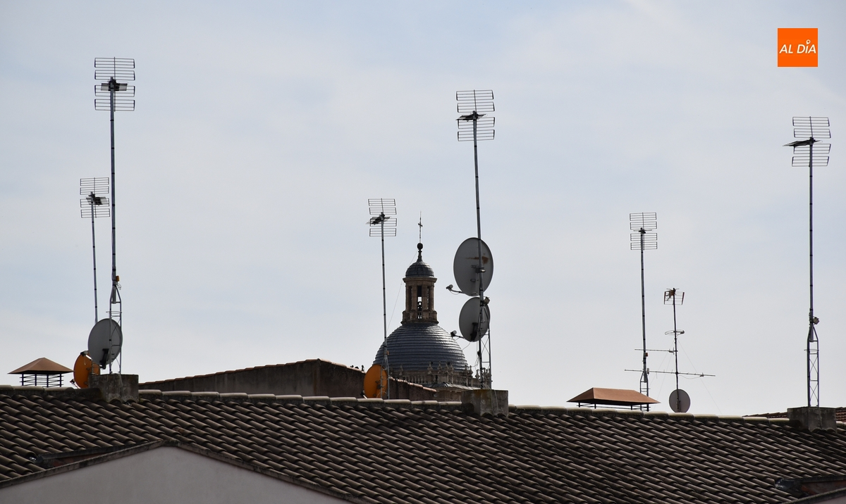 Un cambio urbanístico en Ciudad Rodrigo permitirá regularizar la instalación de antenas de telefonía móvil