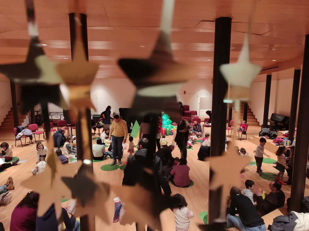 Salamanca fomenta la lectura en Navidad con La casa de los cuentos