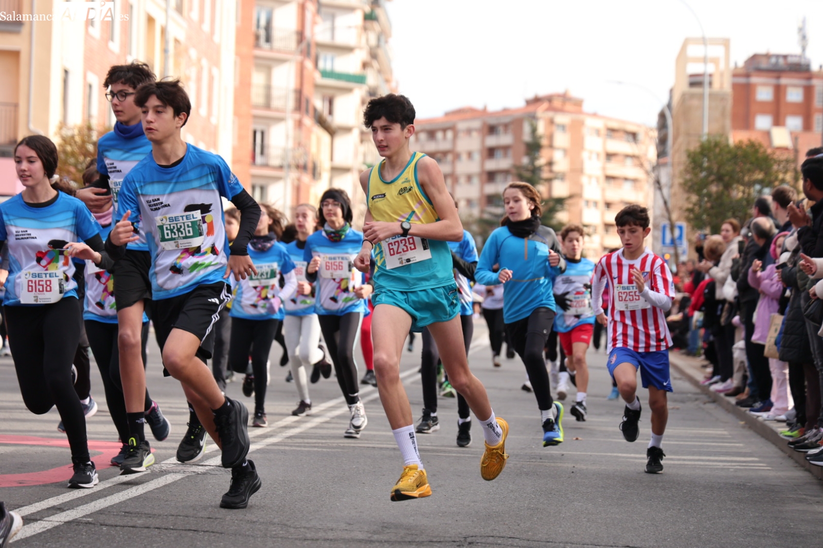 GALERÍA DE FOTOS | Los sub14 y 16 calientan motores para la carrera reina de la San Silvestre Salmantina 2025