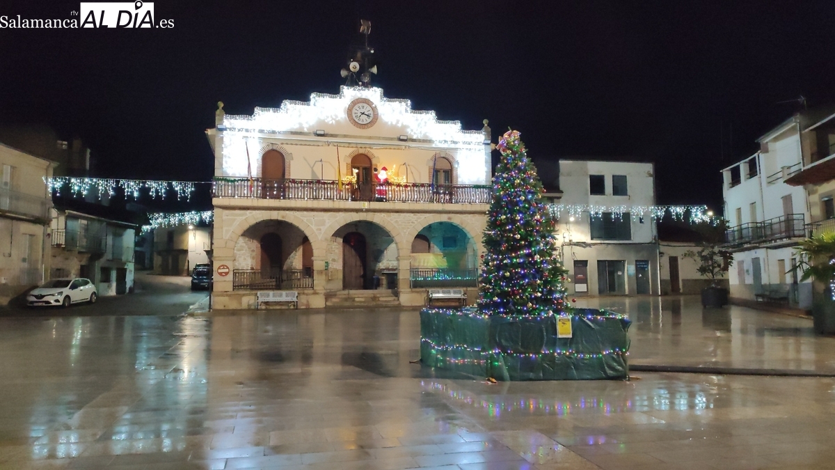 Villarino de los Aires rezuma Navidad en todos sus rincones