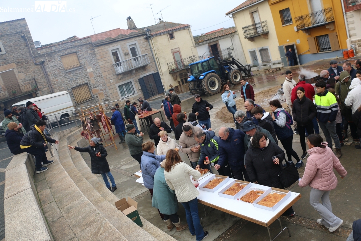 Saucelle vive con intensidad una XV Matanza Tradicional de lo más solidaria