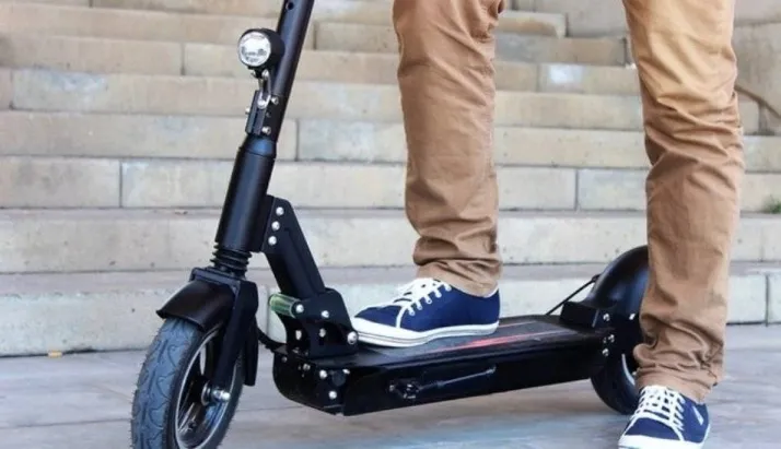 Multas de hasta 500 euros y estricto control en su circulación: Así es la normativa que regula el uso de los patinetes eléctricos en Peñaranda