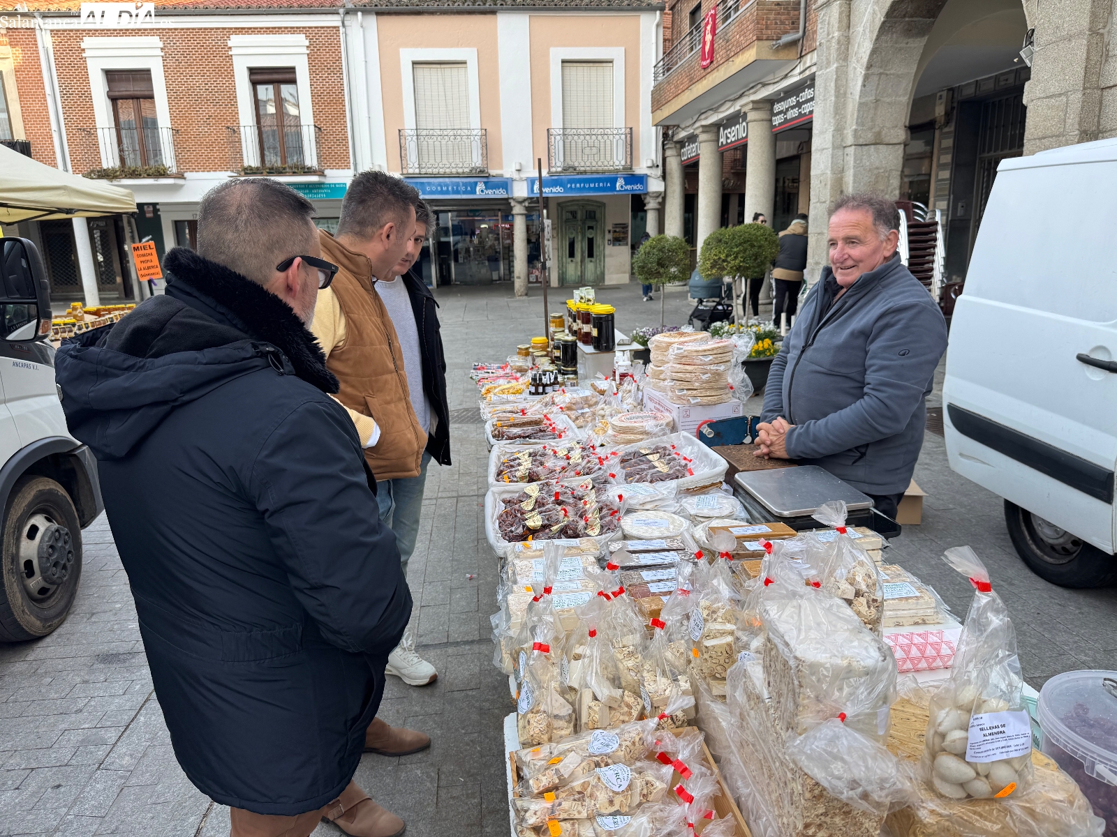 Peñaranda celebra su cita más dulce y tradicional en la previa a la Navidad: el Jueves del Turrón