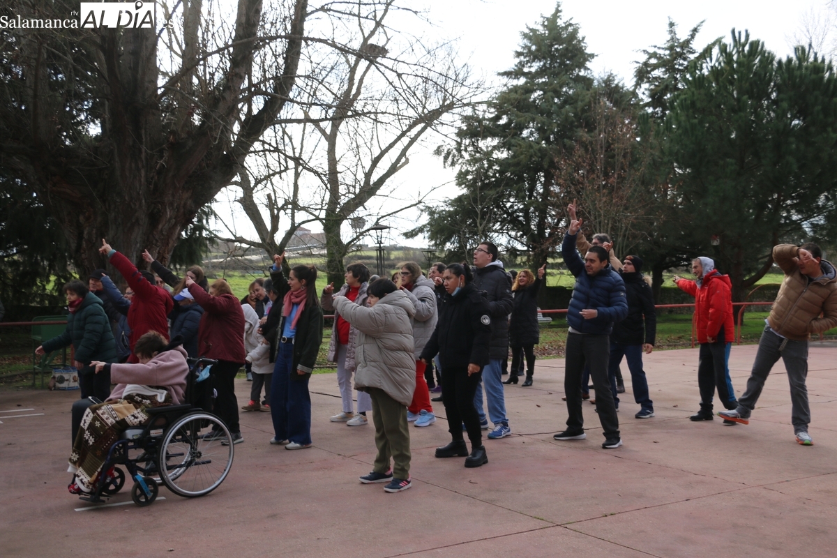 Asprodes inaugura su decoración navideña inclusiva y sostenible en el parque San Nicolás