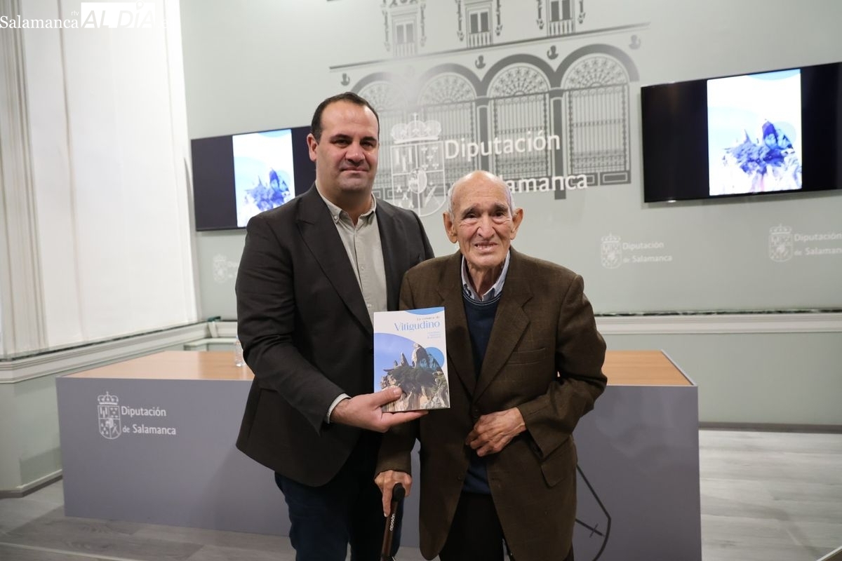 Graciliano Sánchez plasma la esencia de la comarca de Vitigudino en un libro que recorre sus 76 pueblos
