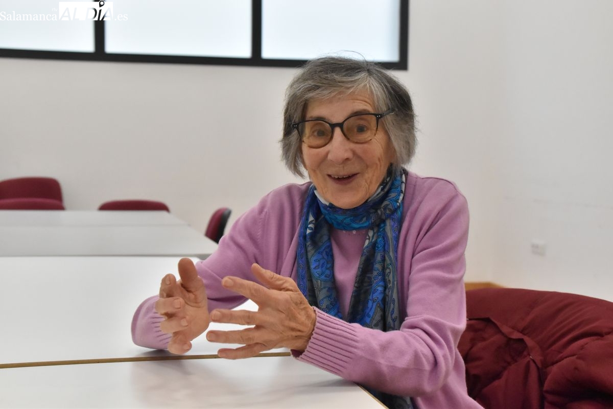 Meli González, el rostro de la victoria contra la soledad en Salamanca: «Aquí he encontrado una segunda familia»