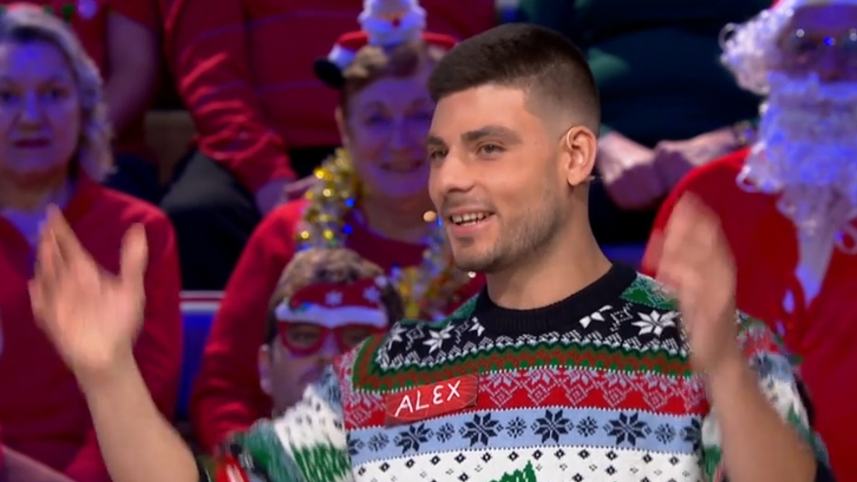 Pereña de la Ribera se cuela en La ruleta de la suerte con la carroza de las fiestas dedicada al programa de A3