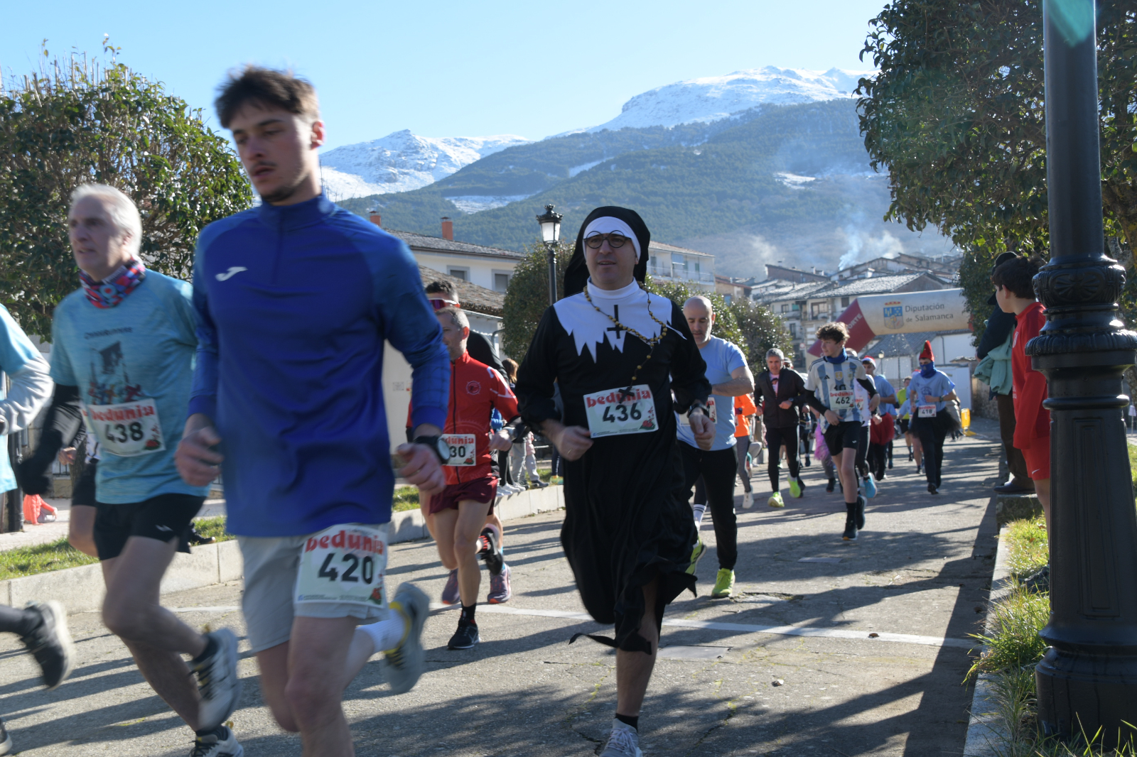 GALERÍA DE FOTOS | Candelario vibra con la XVII Edición de la San Silvestre 