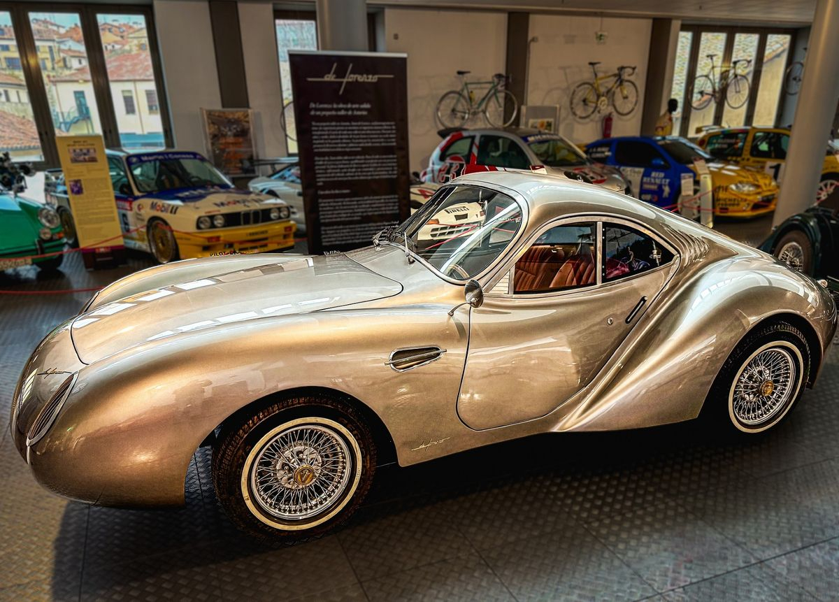 El Museo de Historia de la Automoción presenta el De Lorenzo, una joya artesanal única creada en Asturias