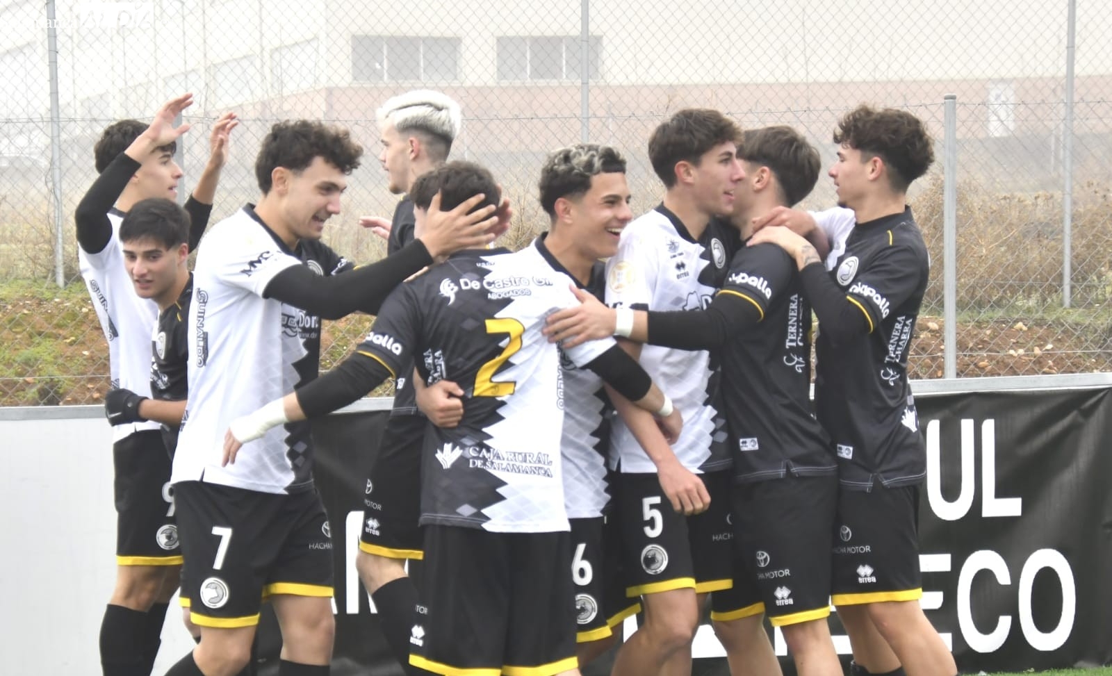 FOTOS | Unionistas de División de Honor firma una gran victoria en medio de la locura contra el Diocesanos (3-2)