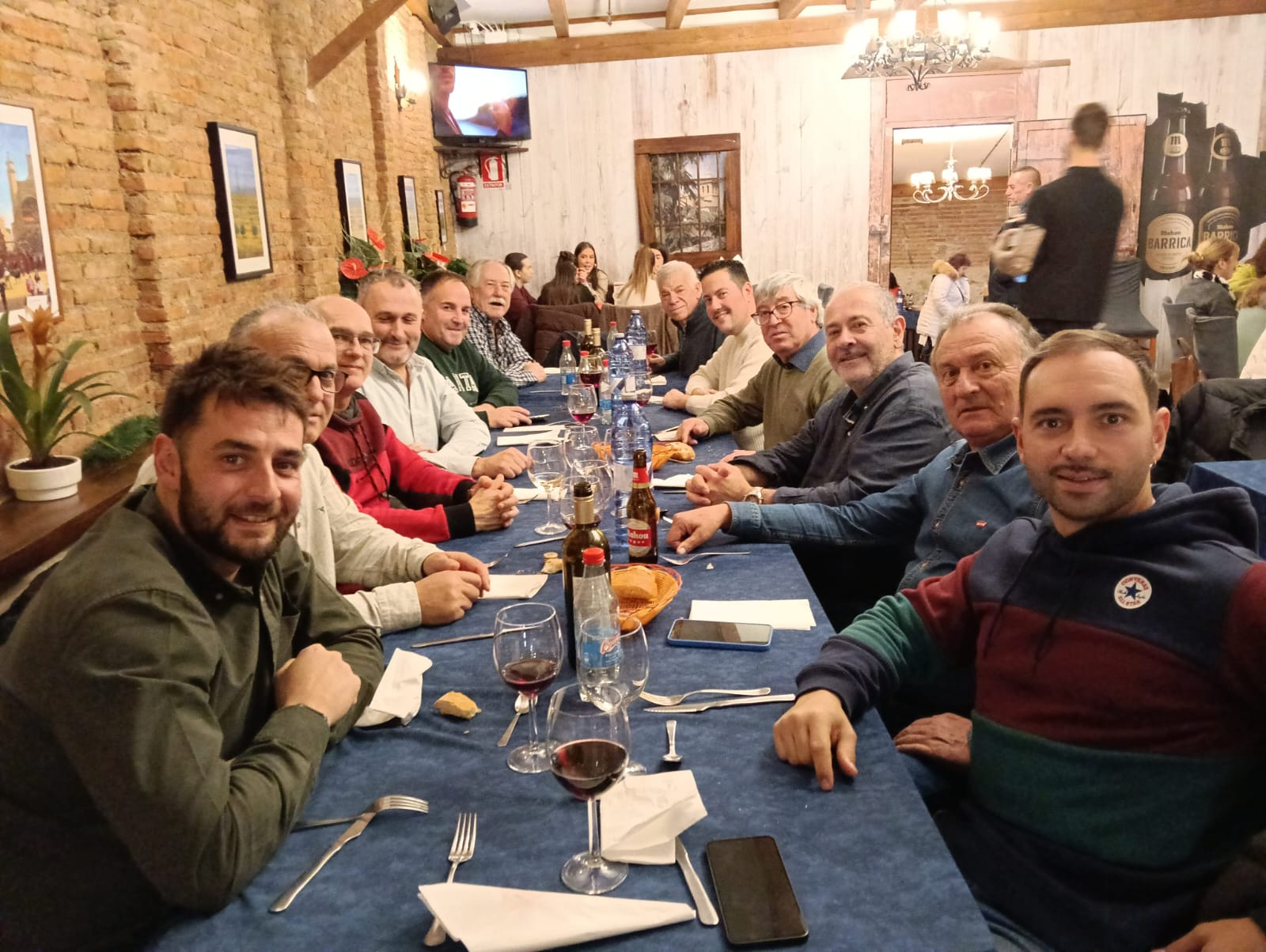 ENUSA une a sus dos centros de Salamanca en una comida navideña 