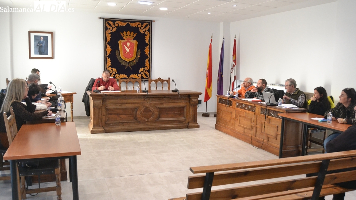 El pleno de Vitigudino da luz verde al plan de asfaltado de casi 4 km de calles por 227.000 euros