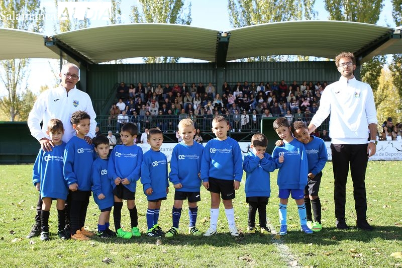 El equipo Debutante del Alba de Tormes CF crece desde la ilusión y el juego