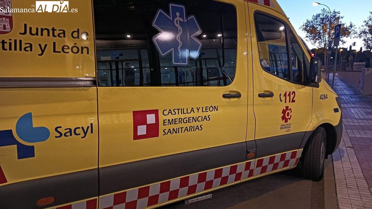 Herido un joven de 18 años en una colisión entre dos turismos en Carbajosa de la Sagrada