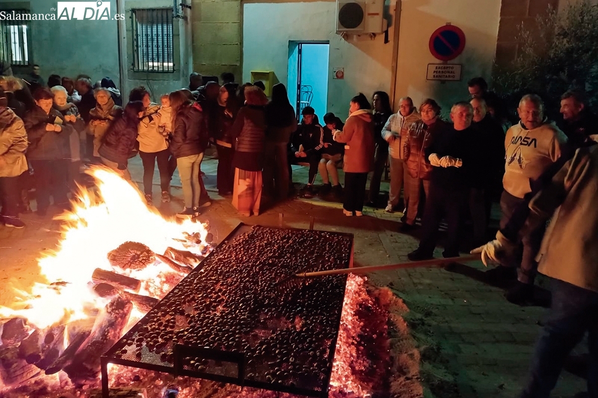 Castañada, magia y concierto de Año Nuevo, y nuevas obras urbanísticas en Vilvestre 2026