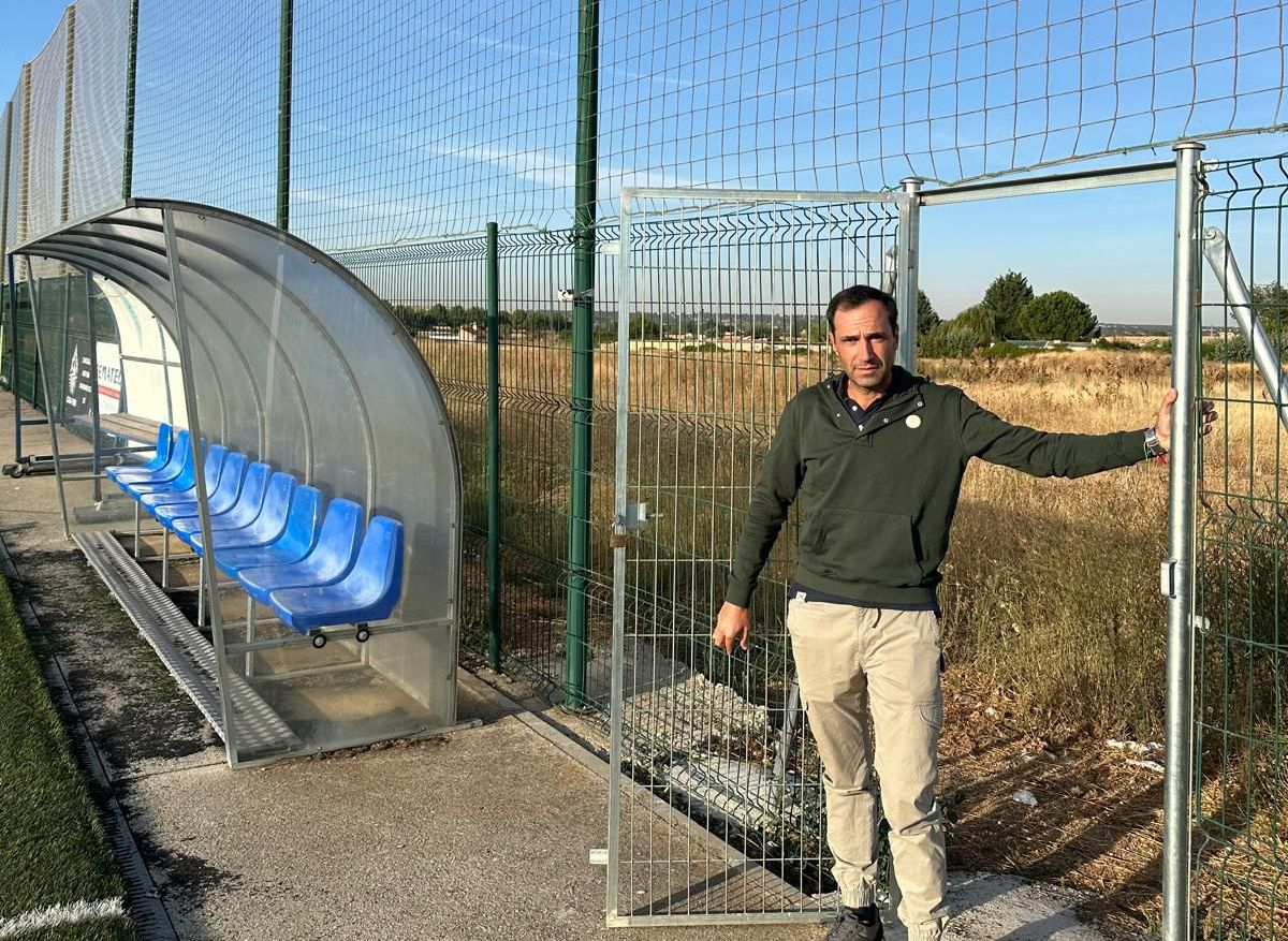Al menos una empresa opta a la instalación de las nuevas gradas del campo de fútbol del Salinar en Villamayor