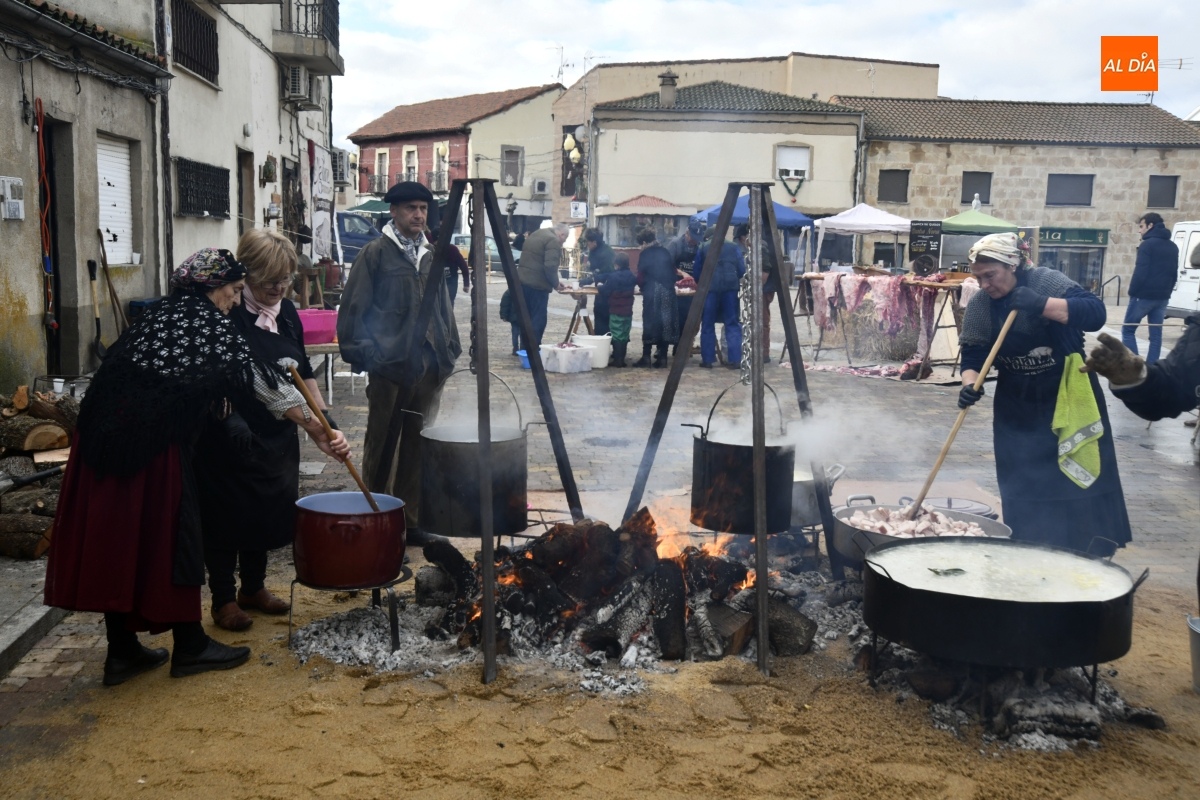 De la alborada charra a las patatas meneás: Matanza Típica en La Fuente de San Esteban