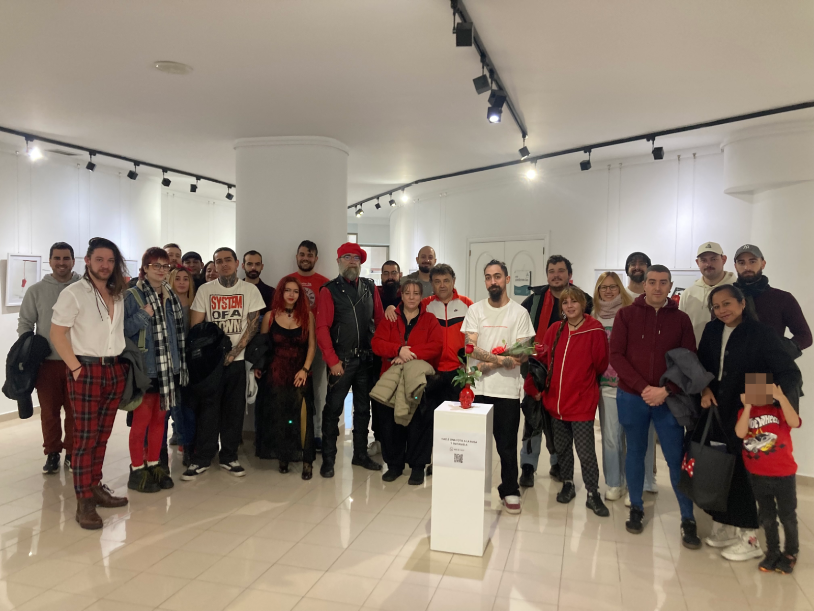 Sergio García Ledesma explora el ciclo vital en su nueva exposición en el Espacio Joven