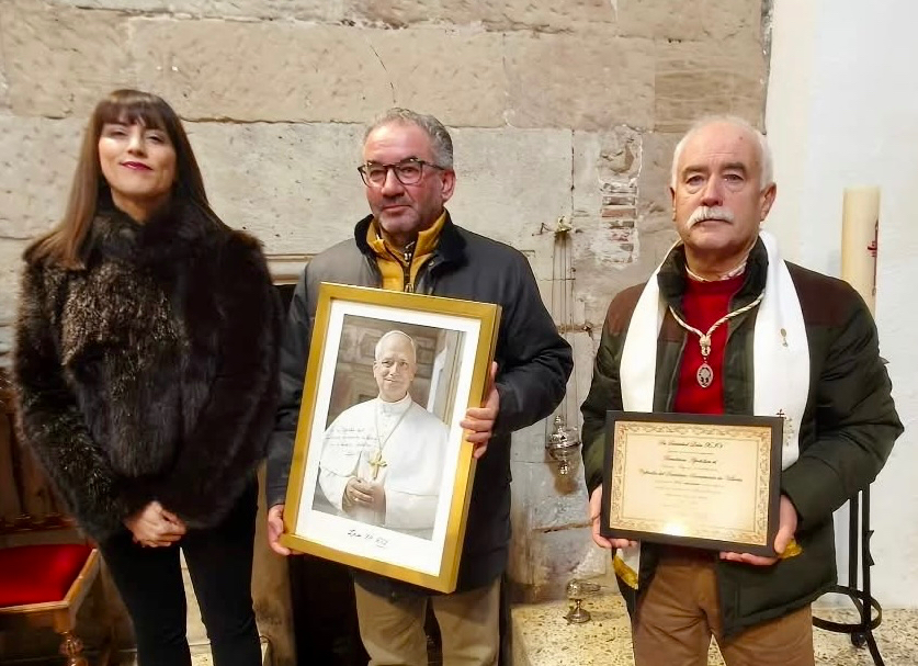 El Papa León XIV ofrece un reconocimiento histórico a la Cofradía Sacramental de Villoria en su 300 aniversario