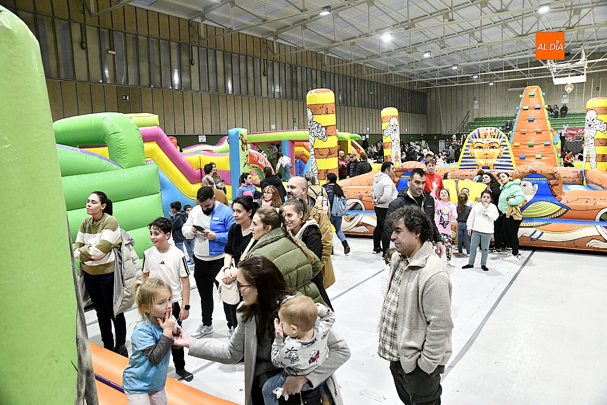 Navilandia encara su recta final  con la visita de los Reyes Magos y una merienda sorpresa