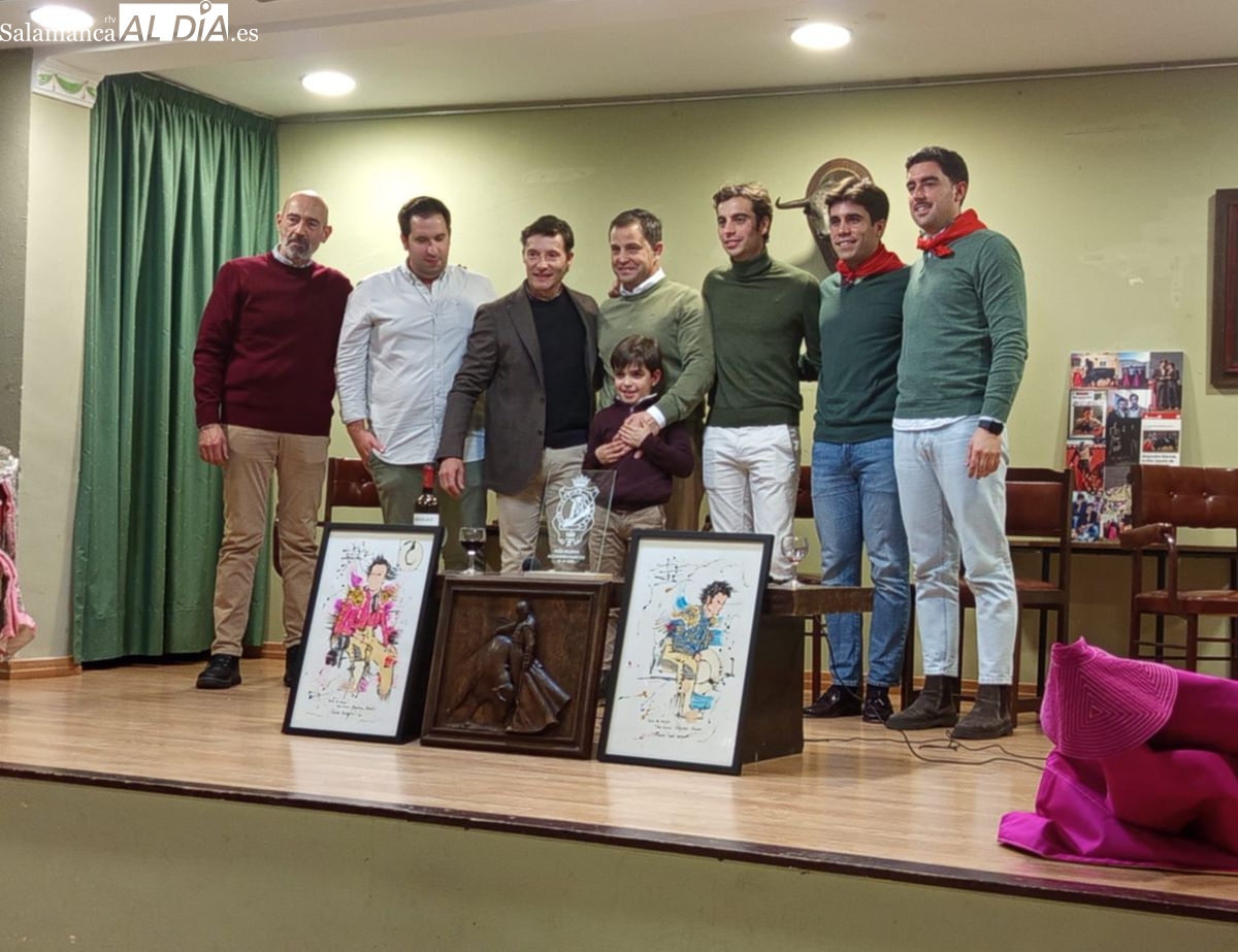 La Peña Taurina Alejandro Marcos nombra Socios de Honor a los hermanos Bernal y se hermana con el Club Taurino de Arnedo