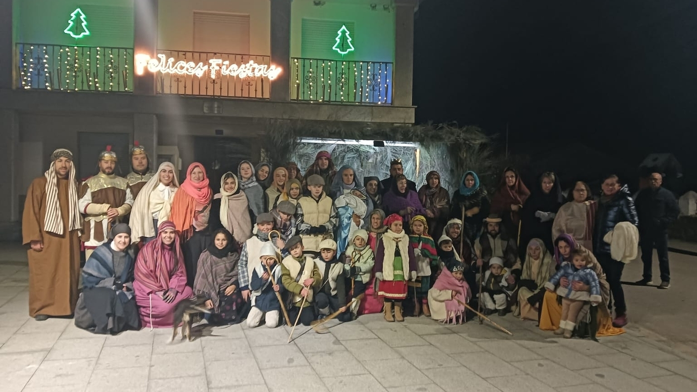 Valderrodrigo recrea la historia de la Navidad con su III Belén Viviente y la visita de los Reyes Magos