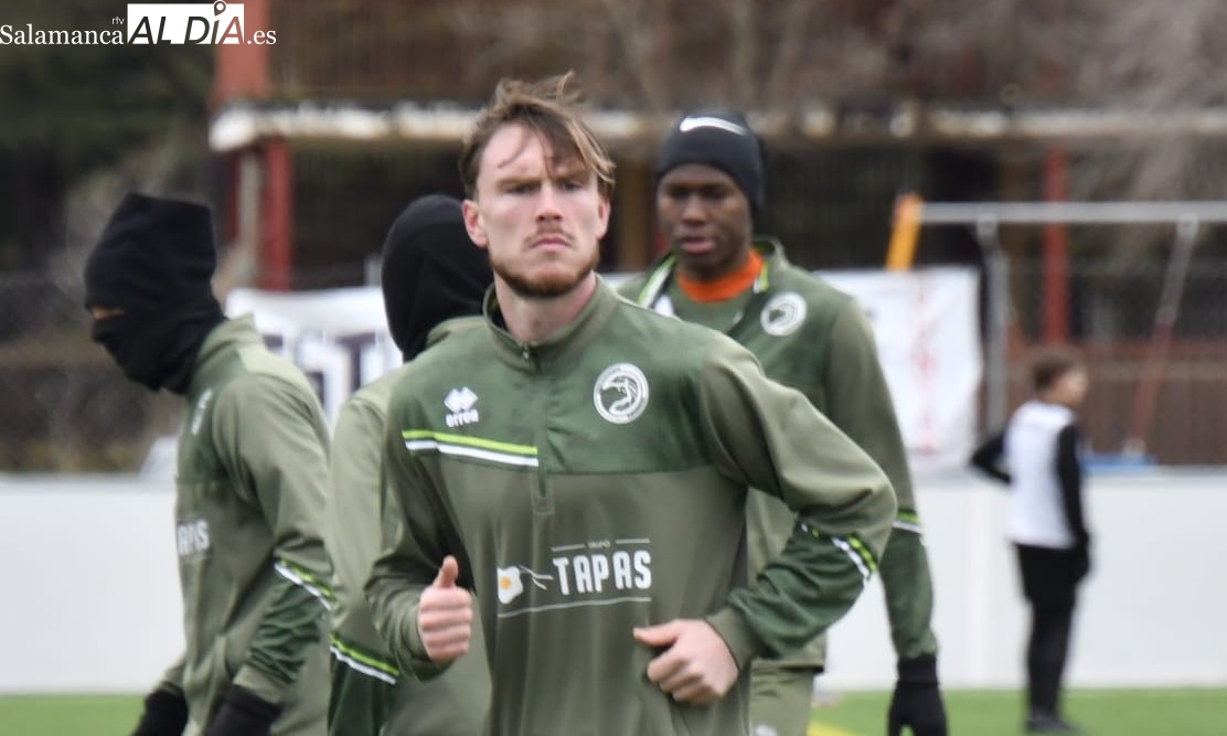 FOTOS | El ruso Vadik Murria se suma a los entrenamientos de Unionistas ya sin Iván Moreno; Olmedo, Juanje y Hugo, KO; Álvaro Santiago, malo