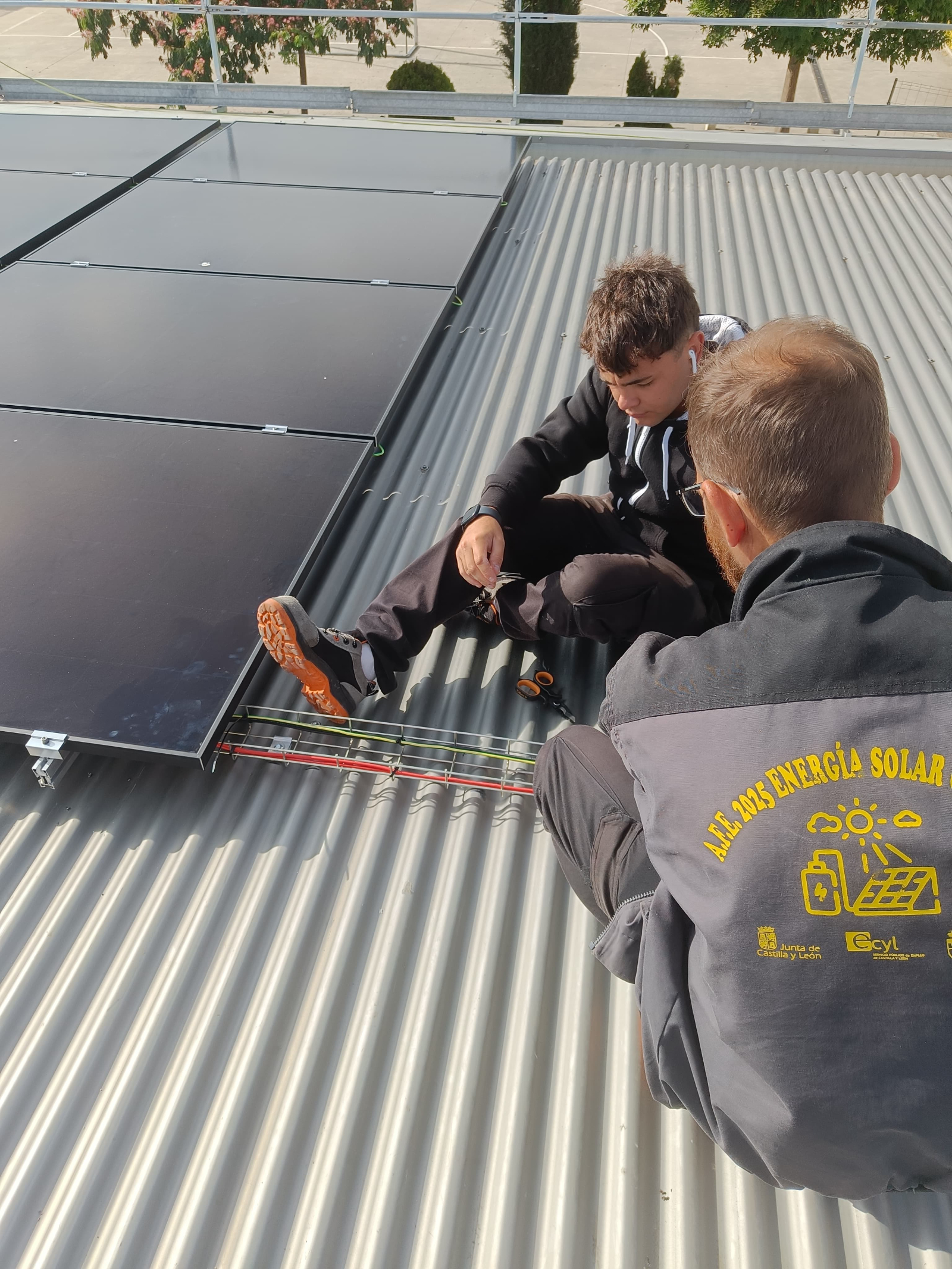 Carbajosa formará a ocho desempleados en el montaje de placas solares