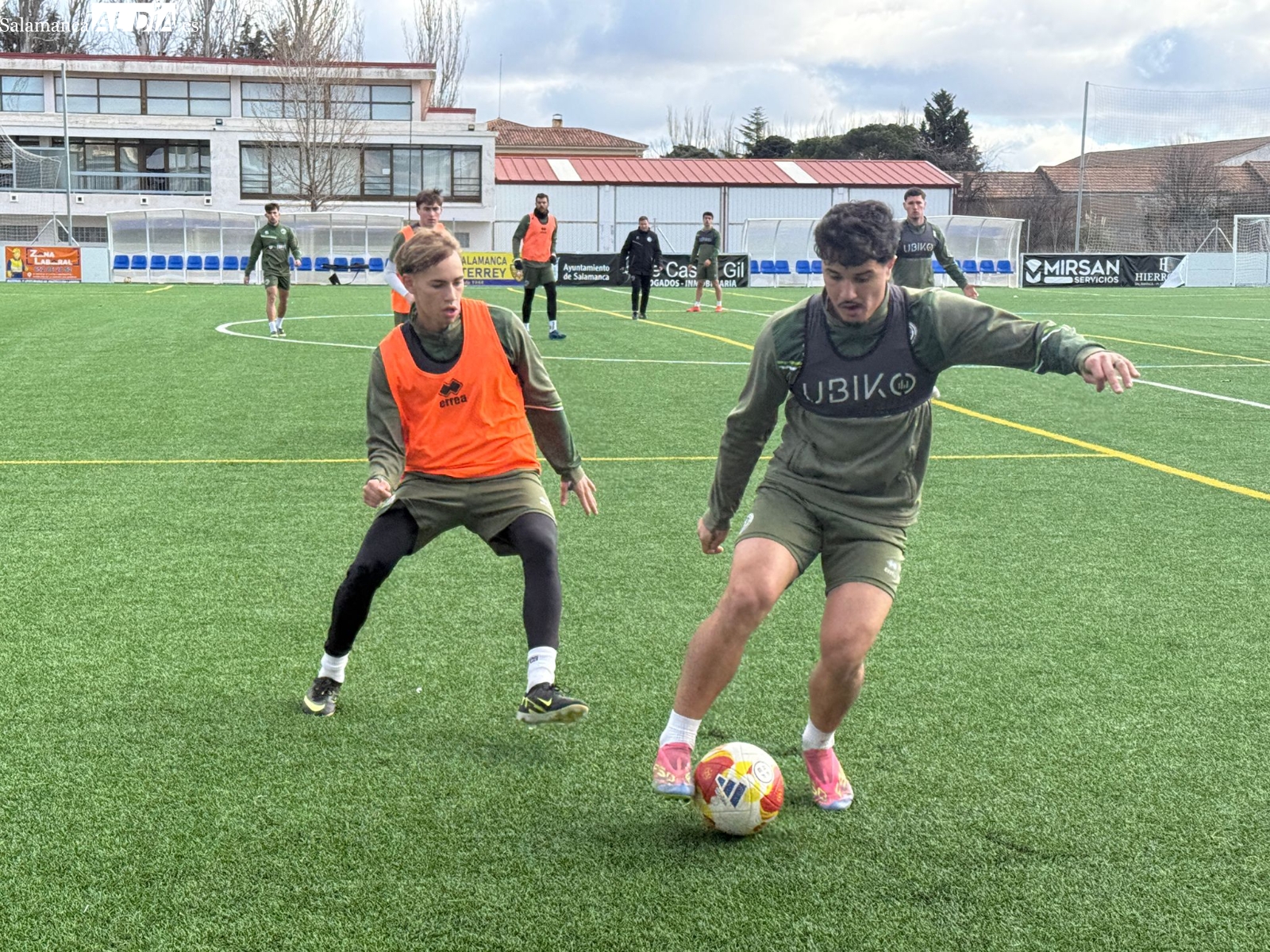 FOTOS | Unionistas, en cuadro en el primer entrenamiento de Adam: Gastón, Prada, Jan y Hugo de Bustos, bajas